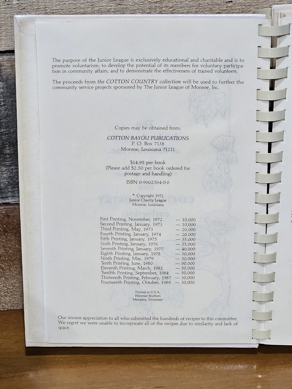 The Cotton Country Collection Cookbook - Cream/Brown